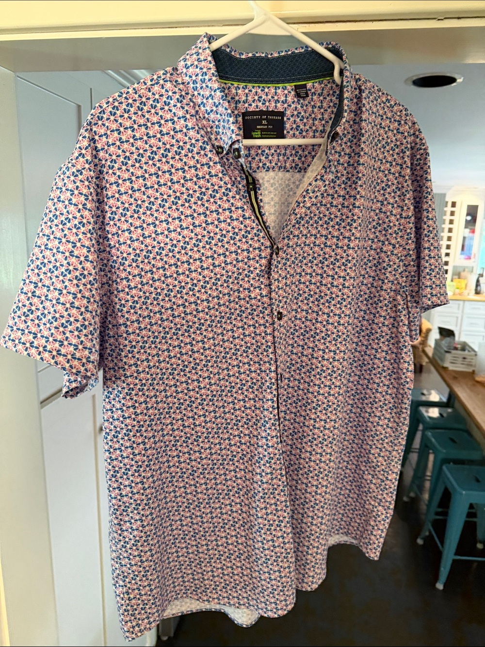 Society Of Threads Short-Sleeve Button-Down Shirt in Blue & Pink Microprint